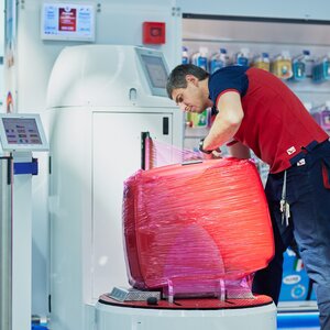 Baliči zavazadel, Foto: Letiště Praha