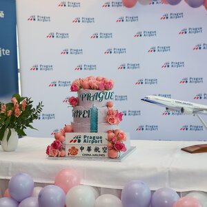 China Airlines_inauguracni let