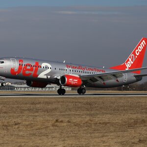 Letadlo společnosti Jet2.com v Praze