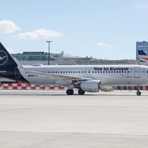 Airbus A320 Lufthansa - registration D-AIUC