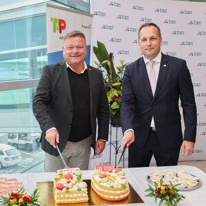 Slavnostní rozkrojení dortu