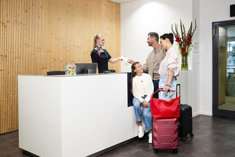 VISA Lounge
