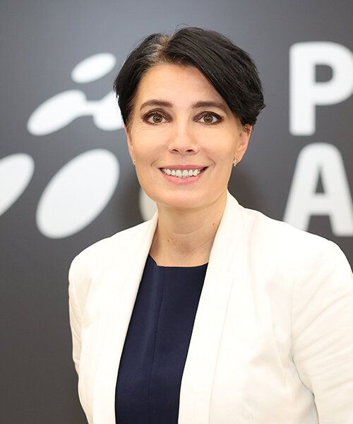 Mrs. Kateřina Kučerová
